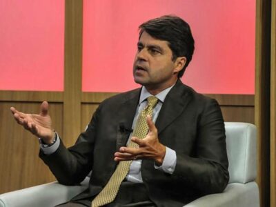 “Acho inadmissível o governo estar há seis anos sem dar aumento”, diz Paulo Câmara