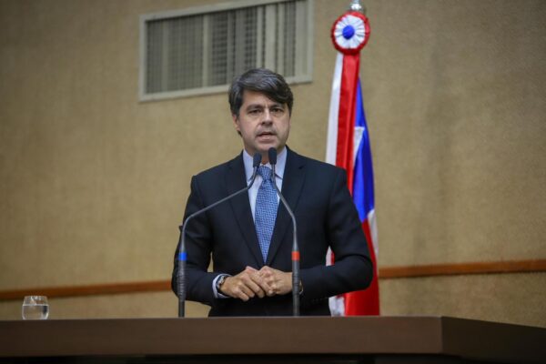 Paulo Câmara propõe crédito especial e políticas integradas para fortalecer a viticultura na Bahia