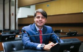 Paulo Câmara sugere converter multas leves de trânsito em doação de sangue