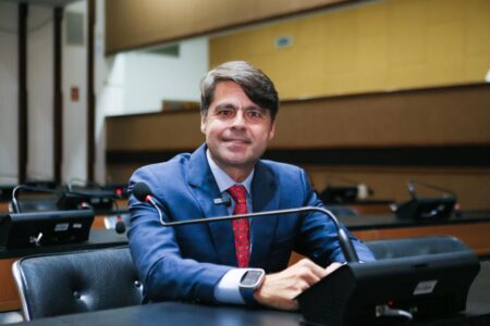 Paulo Câmara sugere converter multas leves de trânsito em doação de sangue