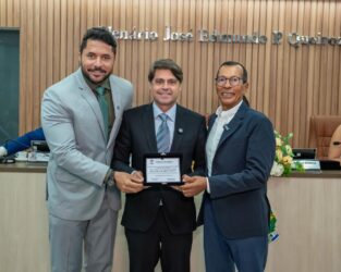 Paulo Câmara recebe Título de Cidadão Santantoniense e reafirma compromisso com o município