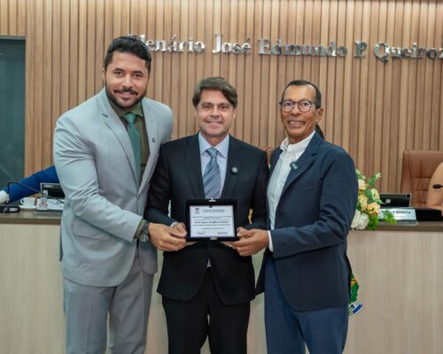 Paulo Câmara recebe Título de Cidadão Santantoniense e reafirma compromisso com o município