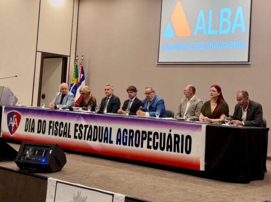 Paulo Câmara destaca papel estratégico dos fiscais agropecuários e defende valorização da categoria em audiência pública na Alba